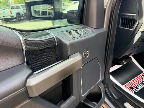 Used 2022 Ford F450 Platinum w/ FX4 Off-Road Package image 32