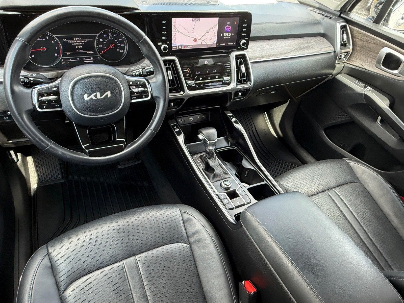 Used 2022 Kia Sorento EX w/ Panoramic Sunroof Package FWD image 12