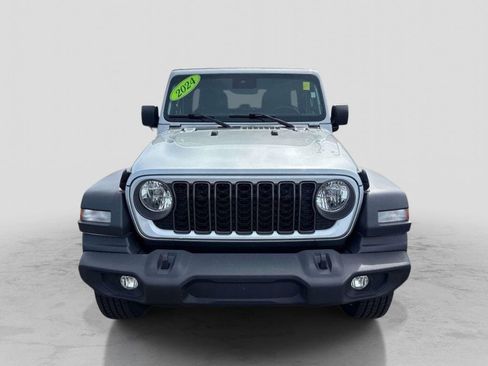 Used 2024 Jeep Wrangler Unlimited Sport AWD/4WD image 8