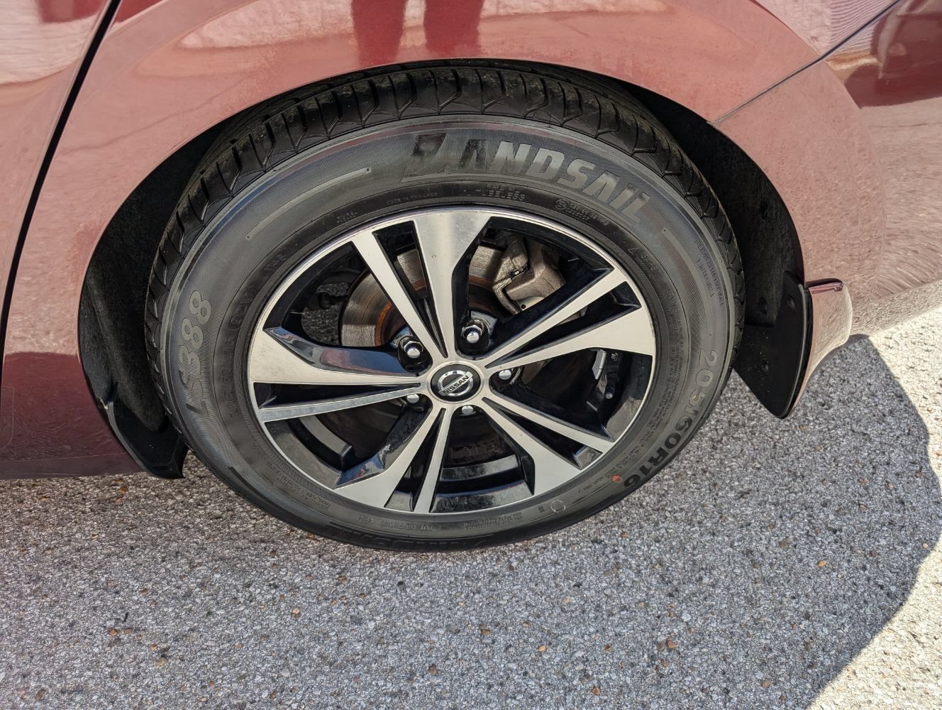 Used 2021 Nissan Sentra SV FWD image 26