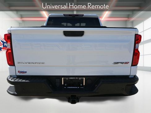 Used 2024 Chevrolet Silverado 1500 ZR2 w/ Technology Package image 34