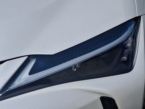 Used 2025 Lexus UX 300h AWD image 10
