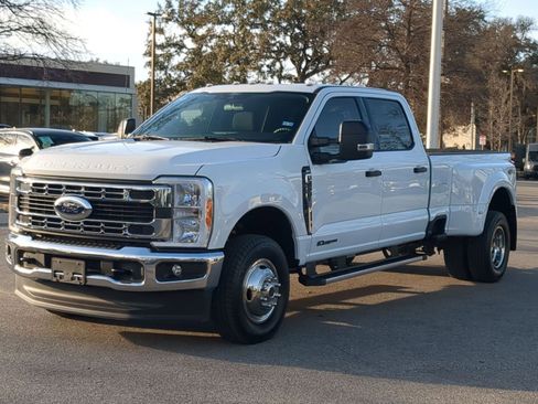 Used 2026 Ford F350 XLT image 7
