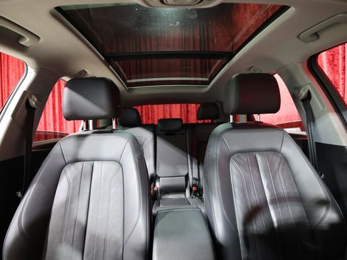 Used 2018 Audi Q5 2.0T Premium Plus w/ Premium Plus Package image 24