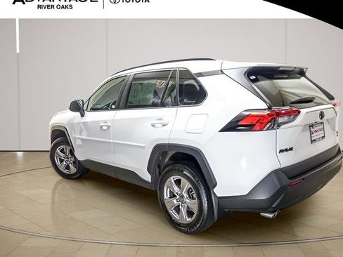 Used 2023 Toyota RAV4 XLE w/ Convenience Package AWD/4WD image 5