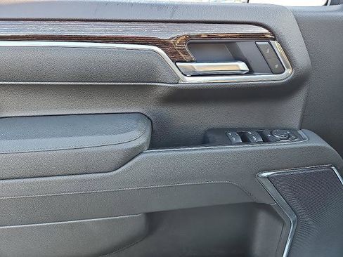 New 2026 GMC Sierra 1500 Elevation image 10