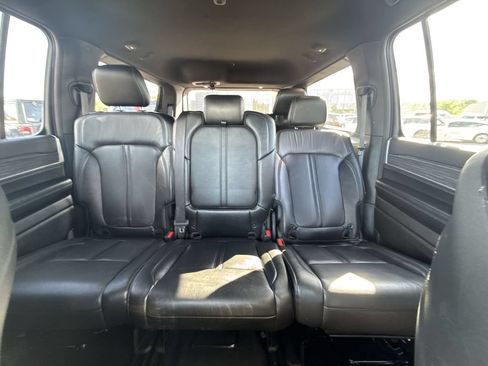 Used 2023 Jeep Wagoneer Series II AWD/4WD image 21