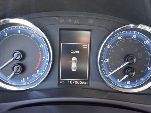 Used 2017 Toyota Corolla SE FWD image 10