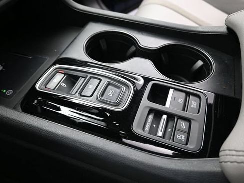 Used 2023 Honda Pilot EX-L image 12