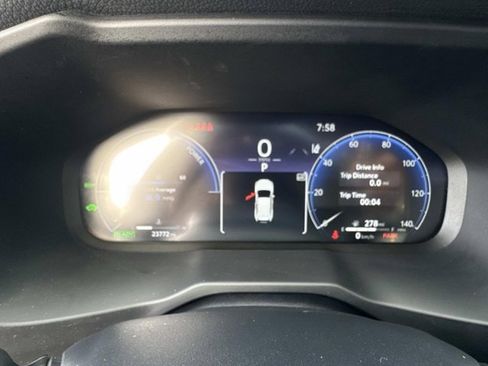 Used 2023 Toyota RAV4 Limited image 27