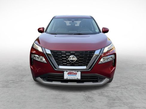 Used 2023 Nissan Rogue SV AWD/4WD image 2