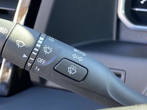 Used 2024 GMC Sierra 3500 Denali image 18