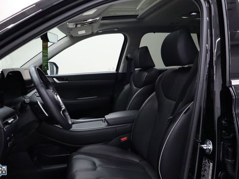 Used 2024 Hyundai Palisade Limited image 12