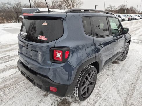 Used 2021 Jeep Renegade Latitude w/ Sun & Sound Group image 5
