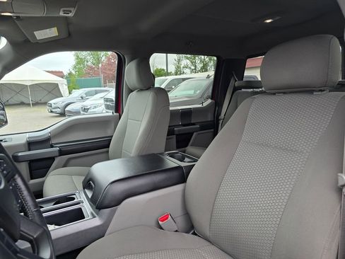 Used 2017 Ford F150 XLT w/ Equipment Group 302A Luxury AWD/4WD image 20