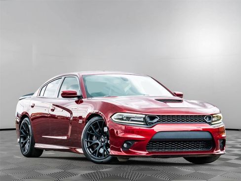 Used 2019 Dodge Charger Scat Pack w/ Dynamics Package RWD image 1