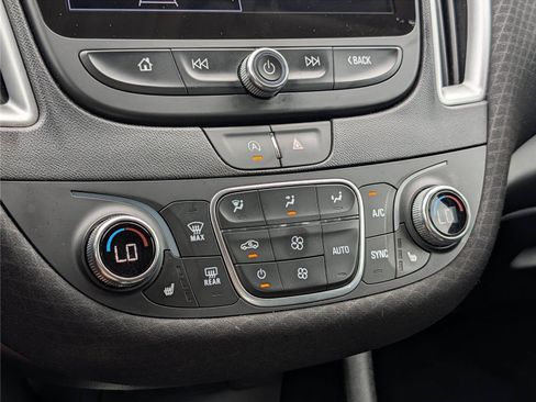 Used 2024 Chevrolet Malibu LT FWD image 18