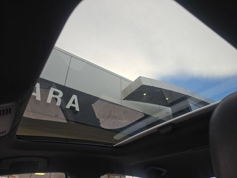 Used 2019 Volkswagen Jetta R-Line w/ R-Line Cold Weather Package image 18