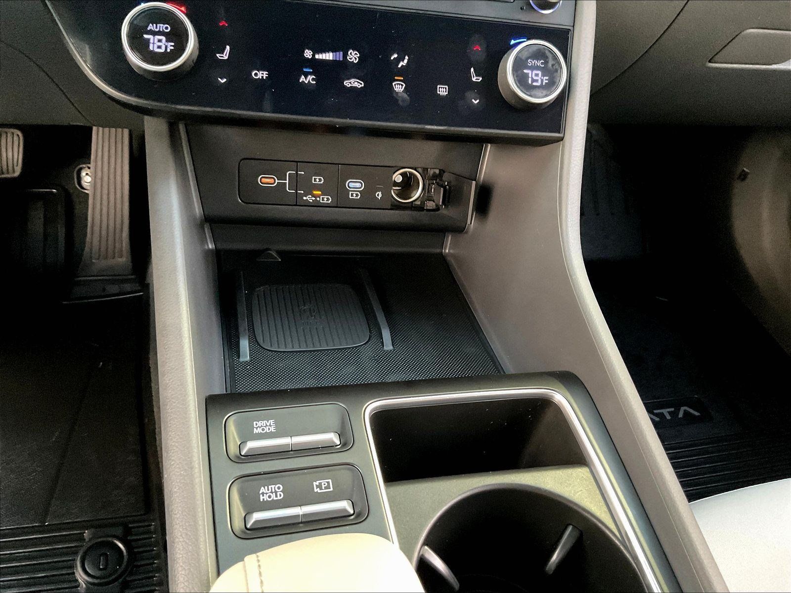 Used 2024 Hyundai Sonata SEL w/ Convenience Package FWD image 15