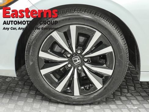 Used 2023 Honda Civic EX image 16