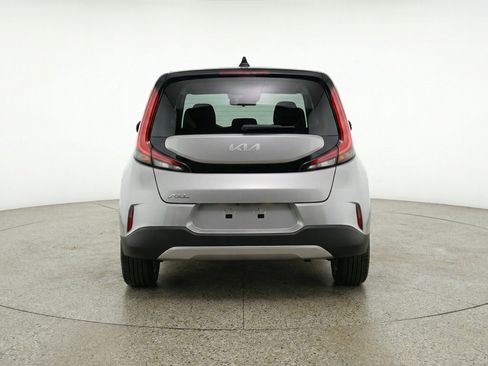 Used 2025 Kia Soul LX w/ LX Technology Package image 7