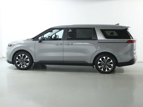 Used 2024 Kia Carnival EX FWD image 46