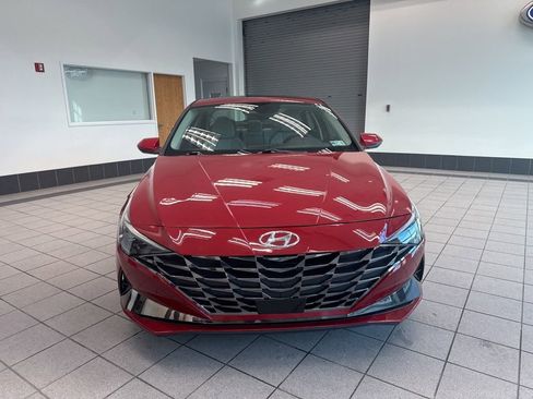 Used 2021 Hyundai Elantra Limited w/ Cargo Package image 8