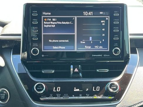 Used 2019 Toyota Corolla XSE FWD image 22