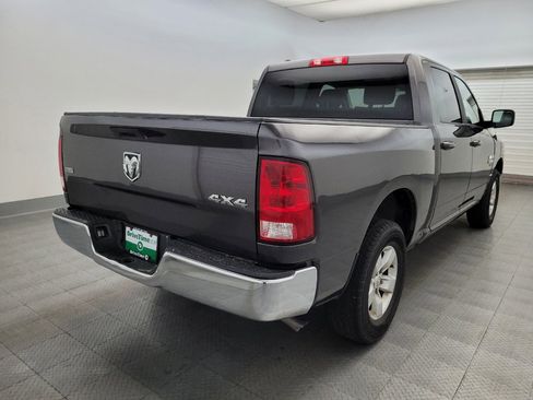 Used 2021 RAM 1500 Classic SLT AWD/4WD image 9