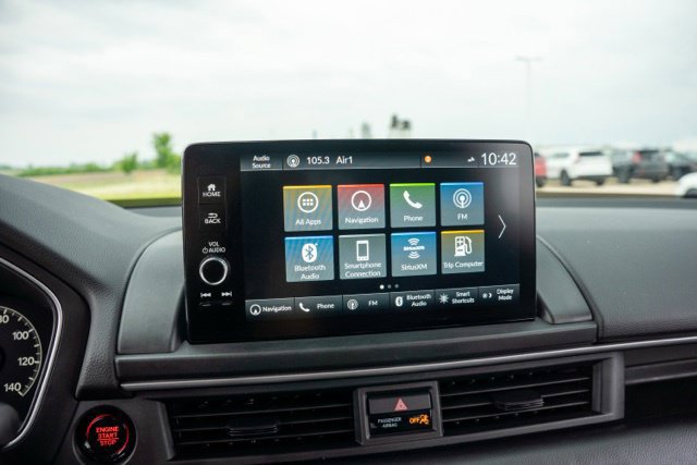 Used 2025 Honda Pilot Touring image 21