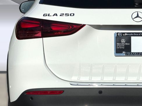 New 2026 Mercedes-Benz GLA 250 image 13