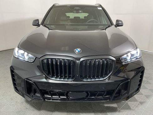 New 2026 BMW X5 xDrive40i w/ M Sport Package image 3