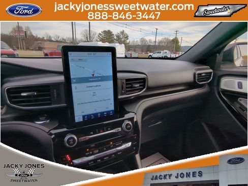 Certified 2022 Ford Explorer ST w/ Equipment Group 401A image 18