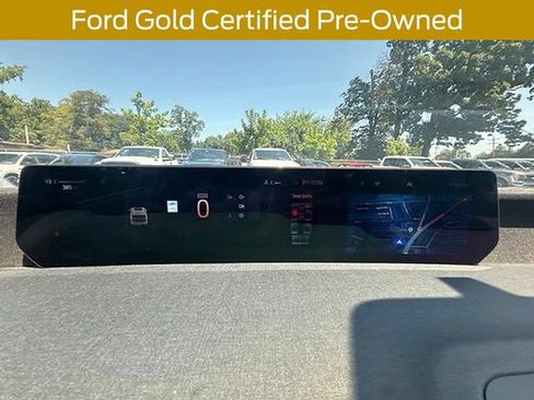 Used 2025 Ford Expedition Active AWD/4WD image 30