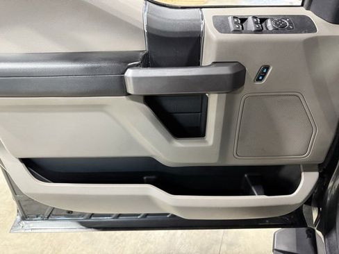 Used 2019 Ford F250 XLT w/ XLT Value Package image 7