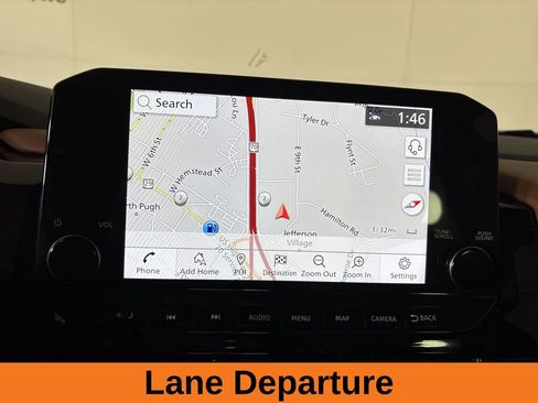 Used 2025 Nissan Pathfinder Platinum AWD/4WD image 22