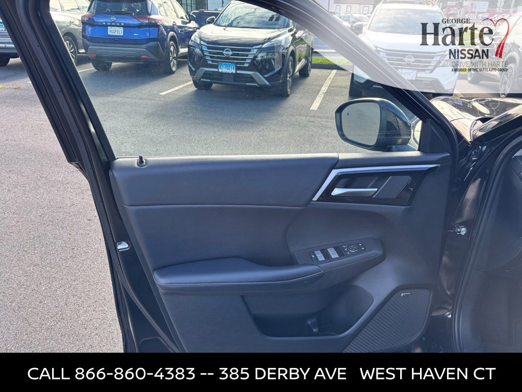 Used 2025 Mitsubishi Outlander SE AWD/4WD image 10