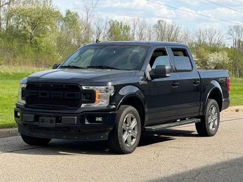 Used 2018 Ford F150 XLT w/ Equipment Group 302A Luxury AWD/4WD image 27
