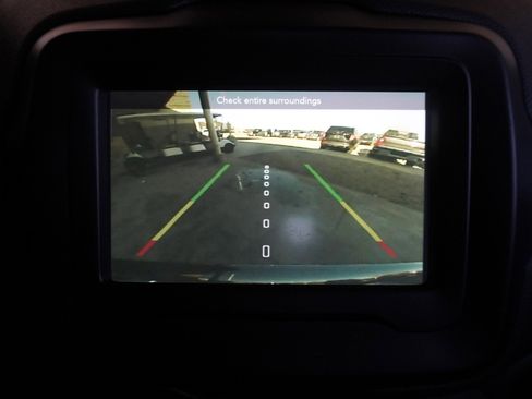 Used 2021 Jeep Renegade Latitude w/ Convenience Group image 31