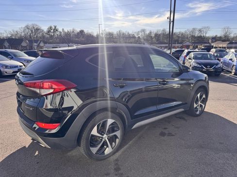Used 2017 Hyundai Tucson Sport w/ Cargo Package image 9