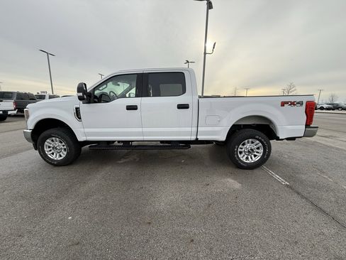 Used 2019 Ford F250 XLT w/ XLT Value Package image 6