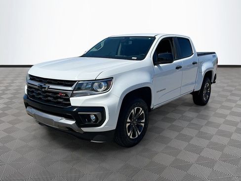 Used 2022 Chevrolet Colorado Z71 AWD/4WD image 3
