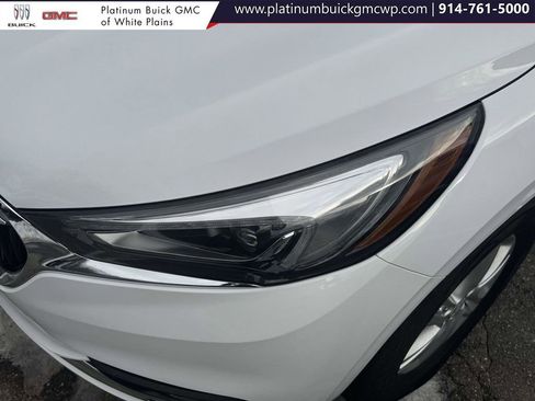 Used 2020 Buick Enclave Essence w/ LPO, Cargo Package image 8