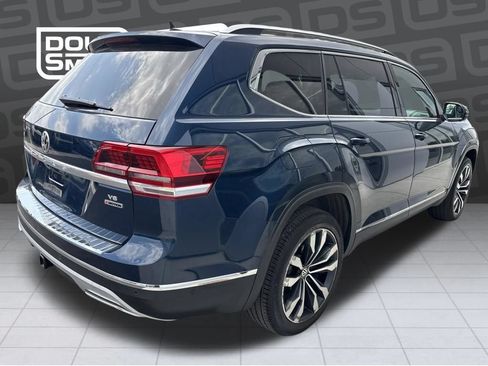 Used 2019 Volkswagen Atlas SEL Premium AWD/4WD image 4