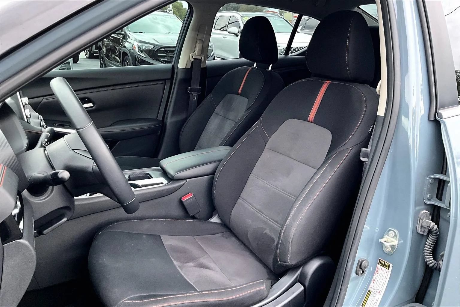 Used 2024 Nissan Sentra SR w/ Trunk Package FWD image 5