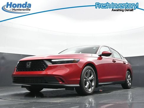Used 2024 Honda Accord EX image 27