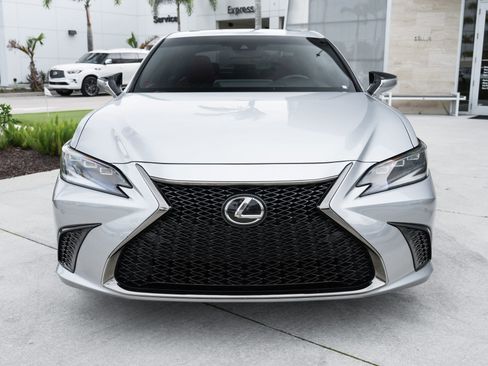 Used 2022 Lexus ES 350 F Sport w/ Accessory Package 2 image 5
