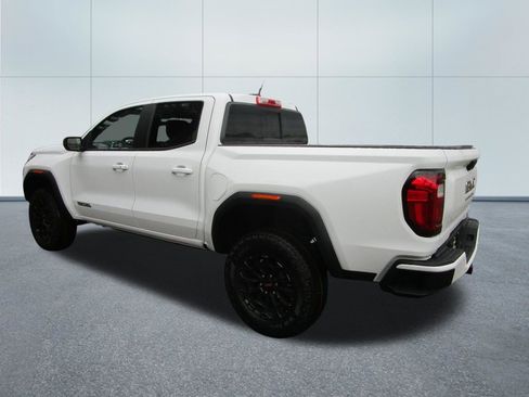 New 2026 GMC Canyon Elevation RWD image 4