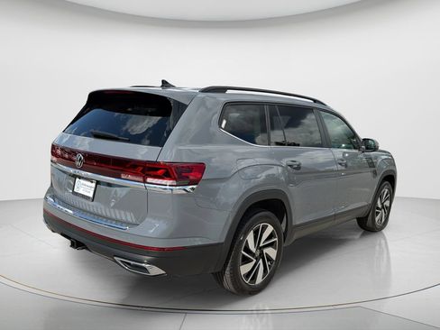 New 2026 Volkswagen Atlas SE FWD image 5