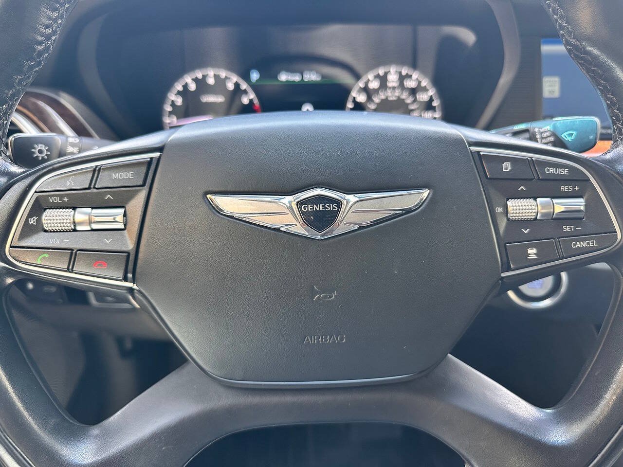Used 2017 Genesis G90 5.0 Ultimate AWD/4WD image 17